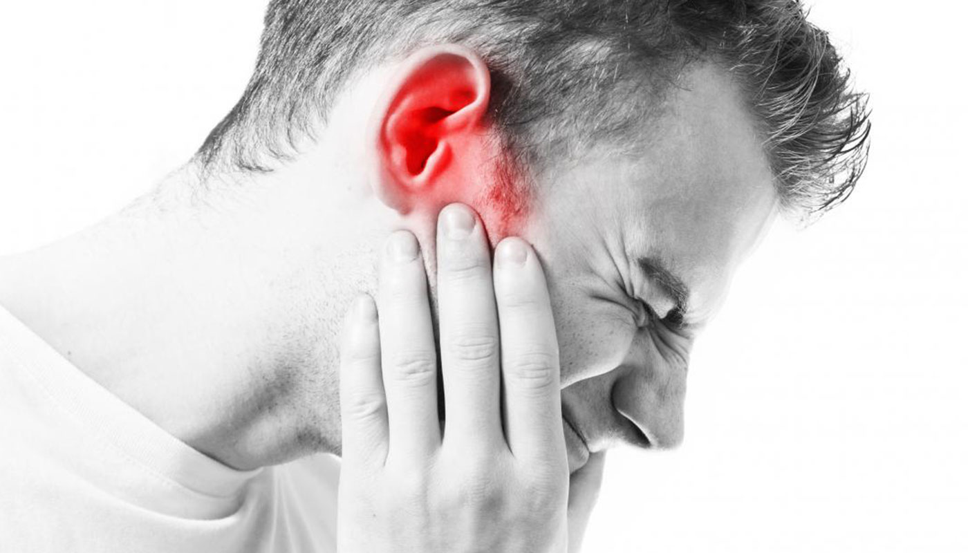 What Are The Symptoms Of An Ear Infection?